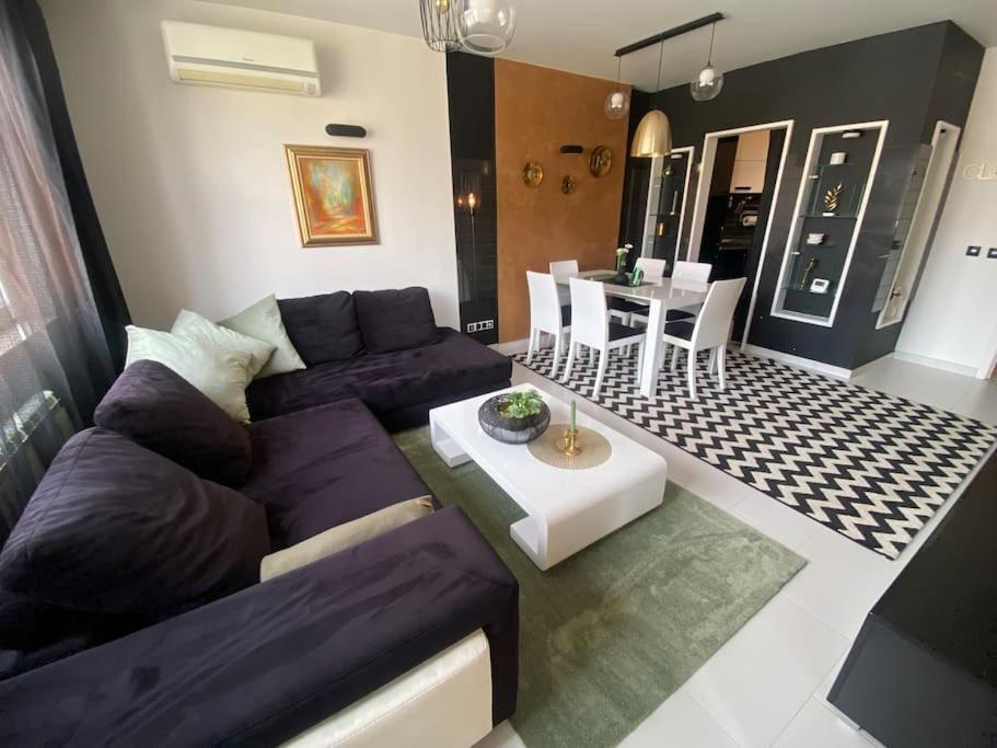 Lovely 1-Bedroom Apartament With Free Parking Sofía Exterior foto