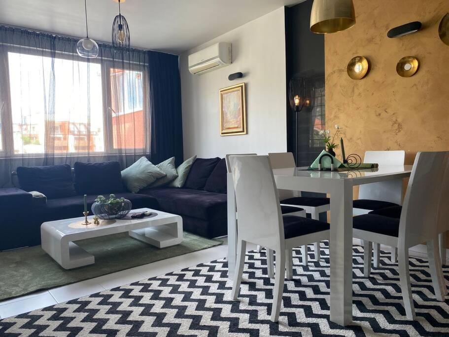 Lovely 1-Bedroom Apartament With Free Parking Sofía Exterior foto